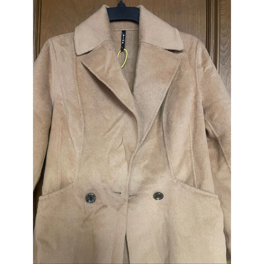 Wool coat - Picture 2 of 3